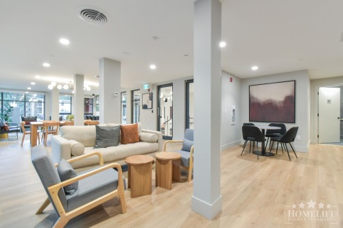 208-13258 105 Avenue, Surrey, BC 