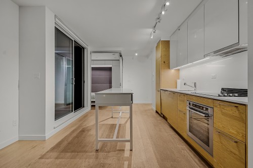 1512-13438 Central Avenue, Surrey, BC 