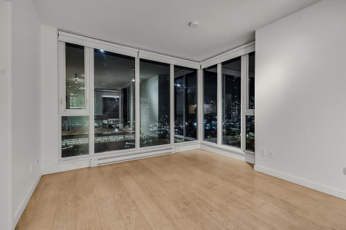 1512-13438 Central Avenue, Surrey, BC 