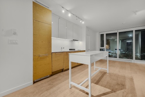 1512-13438 Central Avenue, Surrey, BC 