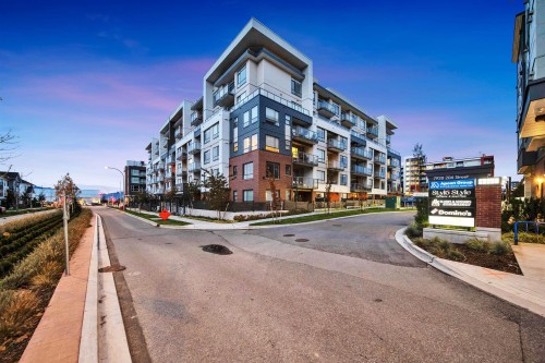 109-7936 206 Street, Langley, BC 