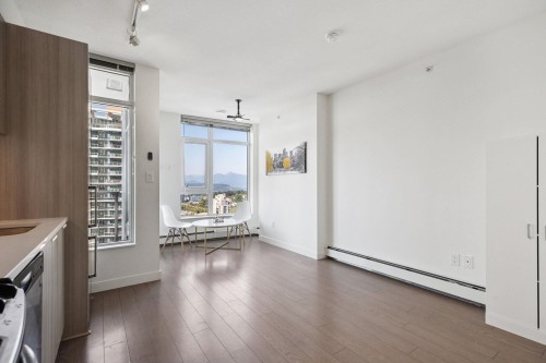 1813-13308 Central Avenue, Surrey, BC 