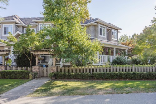 4-6852 193 Street, Surrey, BC 