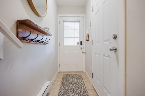 4-6852 193 Street, Surrey, BC 