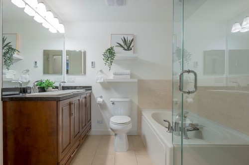 592-8288 207A Street, Langley, BC 