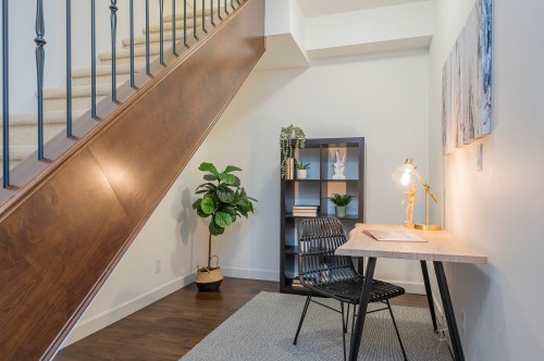 592-8288 207A Street, Langley, BC 