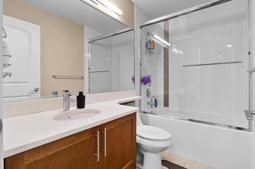 211-8183 121A Street, Surrey, BC 