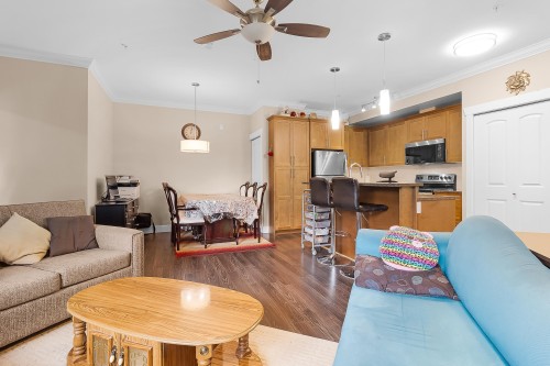 211-8183 121A Street, Surrey, BC 