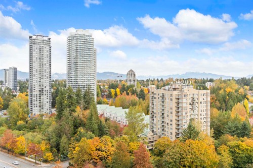 1407-13745 George Junction, Surrey, BC 