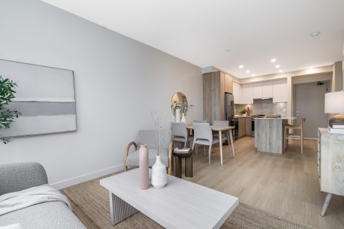 A411-7980 206A Street, Langley, BC 