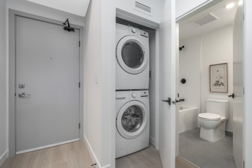 A411-7980 206A Street, Langley, BC 