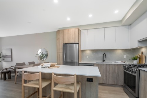 A411-7980 206A Street, Langley, BC 