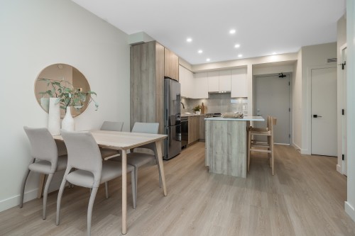 A411-7980 206A Street, Langley, BC 