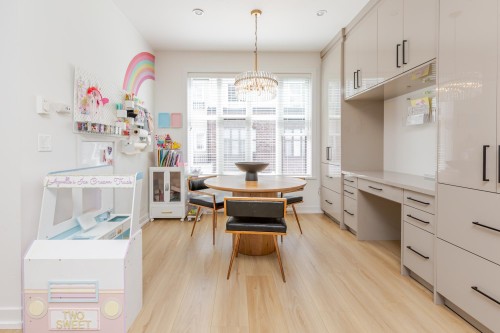 11-15588 32Nd Avenue, Surrey, BC 