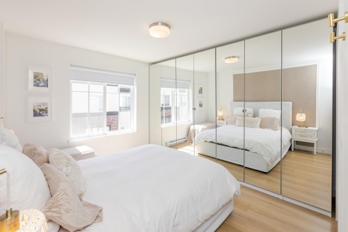 11-15588 32Nd Avenue, Surrey, BC 