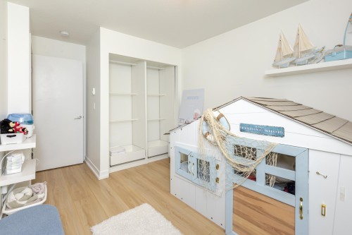 11-15588 32Nd Avenue, Surrey, BC 