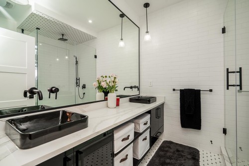 7124 192 Street, Surrey, BC 