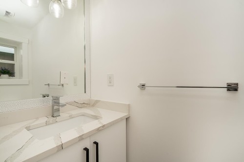 7124 192 Street, Surrey, BC 