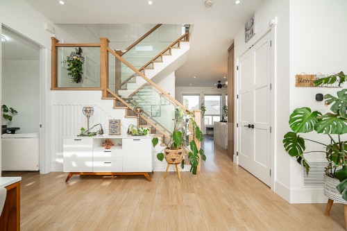 7124 192 Street, Surrey, BC 