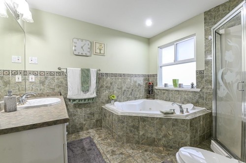 14490 67B Avenue, Surrey, BC 