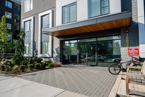 514-15825 85 Avenue, Surrey, BC 