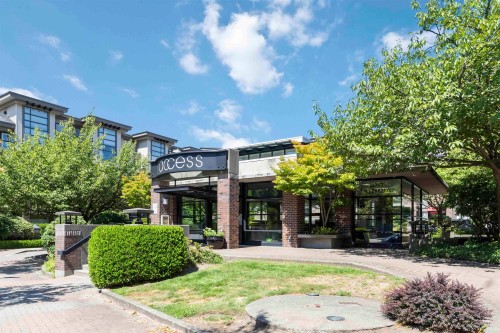 338-10838 City Parkway, Surrey, BC 