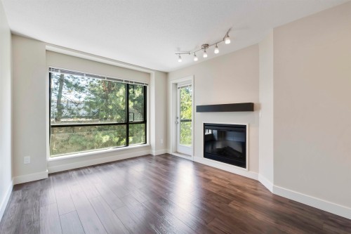 338-10838 City Parkway, Surrey, BC 