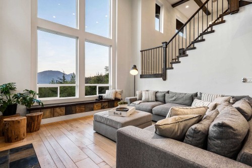 6027 Dunkerley Road, Abbotsford, BC 