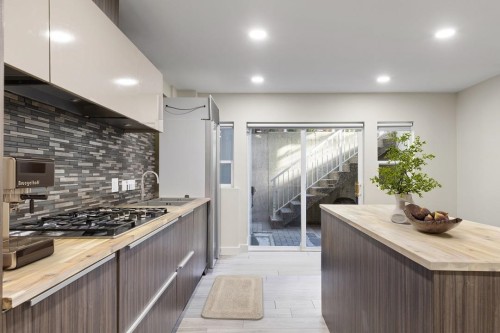 16211 31 Avenue, Surrey, BC 