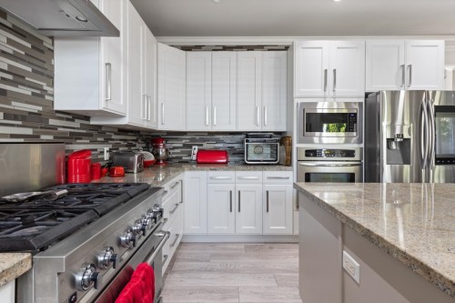 16211 31 Avenue, Surrey, BC 