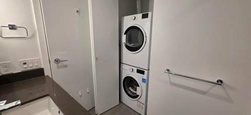 812-13655 Fraser Highway, Surrey, BC 