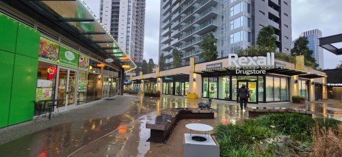 812-13655 Fraser Highway, Surrey, BC 