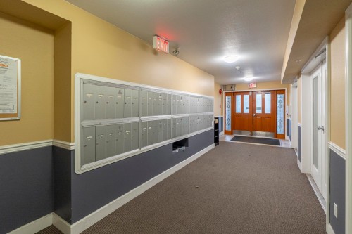 207-10186 155 Street, Surrey, BC 