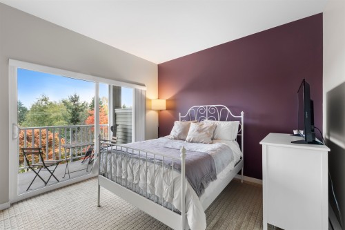 301-6430 194 Street, Surrey, BC 