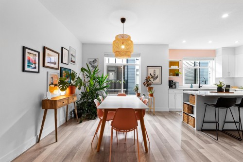 8-2427 164 Street, Surrey, BC 