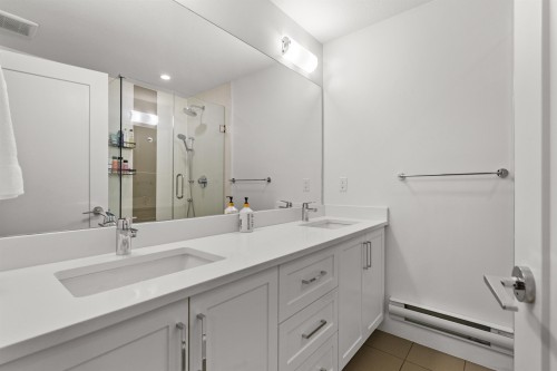 8-2427 164 Street, Surrey, BC 