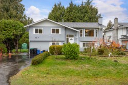 19617 48 Avenue  Langley, BC V3A 3K7