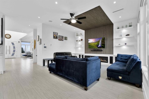 14714 111A Avenue, Surrey, BC 