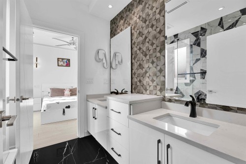 14714 111A Avenue, Surrey, BC 