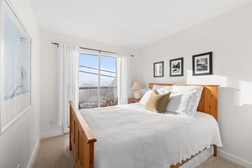 103-1225 Merklin Street, White Rock, BC 