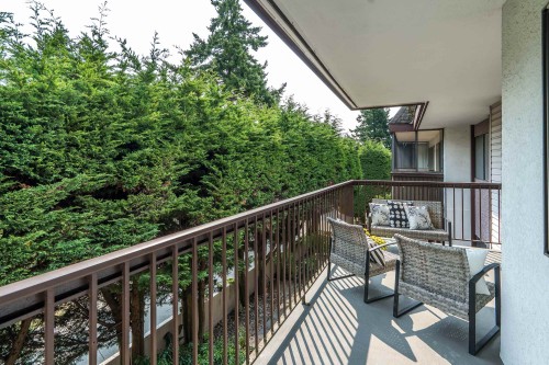 303-1360 Martin Street, White Rock, BC 