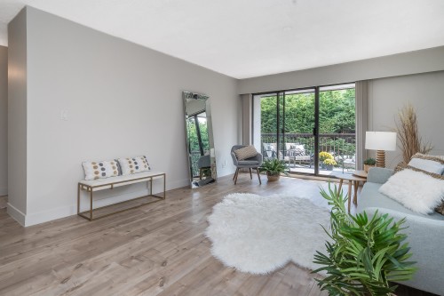 303-1360 Martin Street, White Rock, BC 