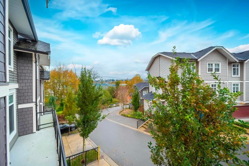 18-10488 124 Street, Surrey, BC 
