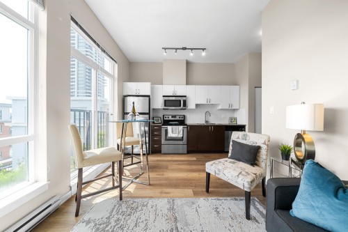 513-13728 108 Avenue  Surrey, BC V3T 0G2