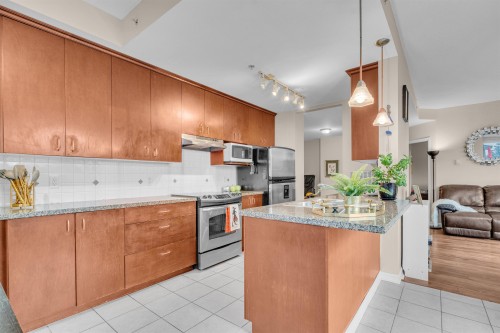 603-1550 Martin Street, White Rock, BC 