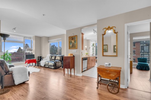 603-1550 Martin Street, White Rock, BC 