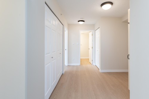 1504-13880 101 Avenue, Surrey, BC 