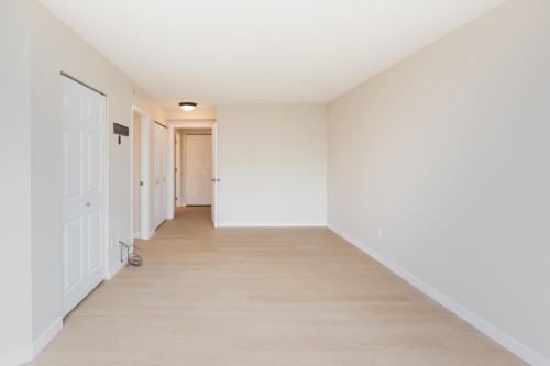 1504-13880 101 Avenue, Surrey, BC 