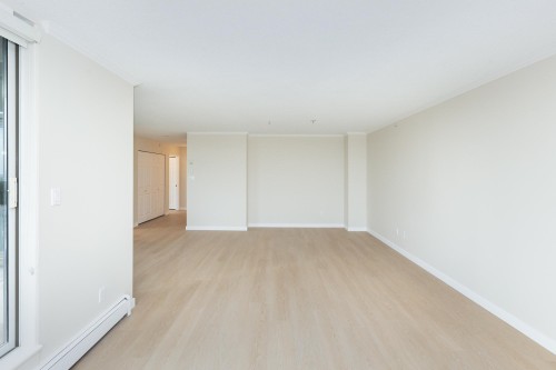 1504-13880 101 Avenue, Surrey, BC 