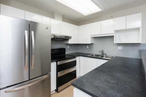 1504-13880 101 Avenue, Surrey, BC 